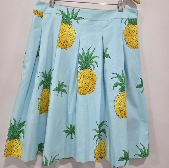 Talbots Pineapple Print Pleated Skirt Fit & Flare Teal Yellow Tropical size 12P - Picture 3 of 9